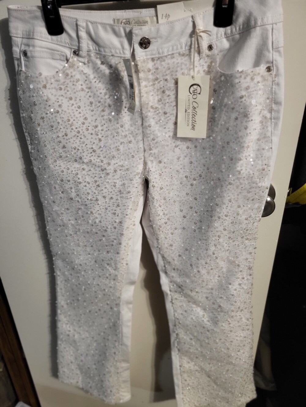 CATO COLLECTION WHITE SEQUIN AND LACE JEANS SZ 14P NWT
